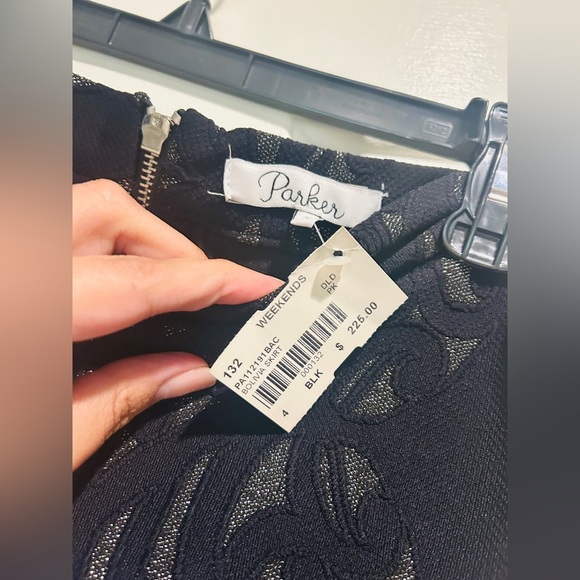 🆕 NWT PARKER  High Waist Zip Back Mini Skirt Black w/ Metallic Silver Women's 4 - Picture 3 of 5